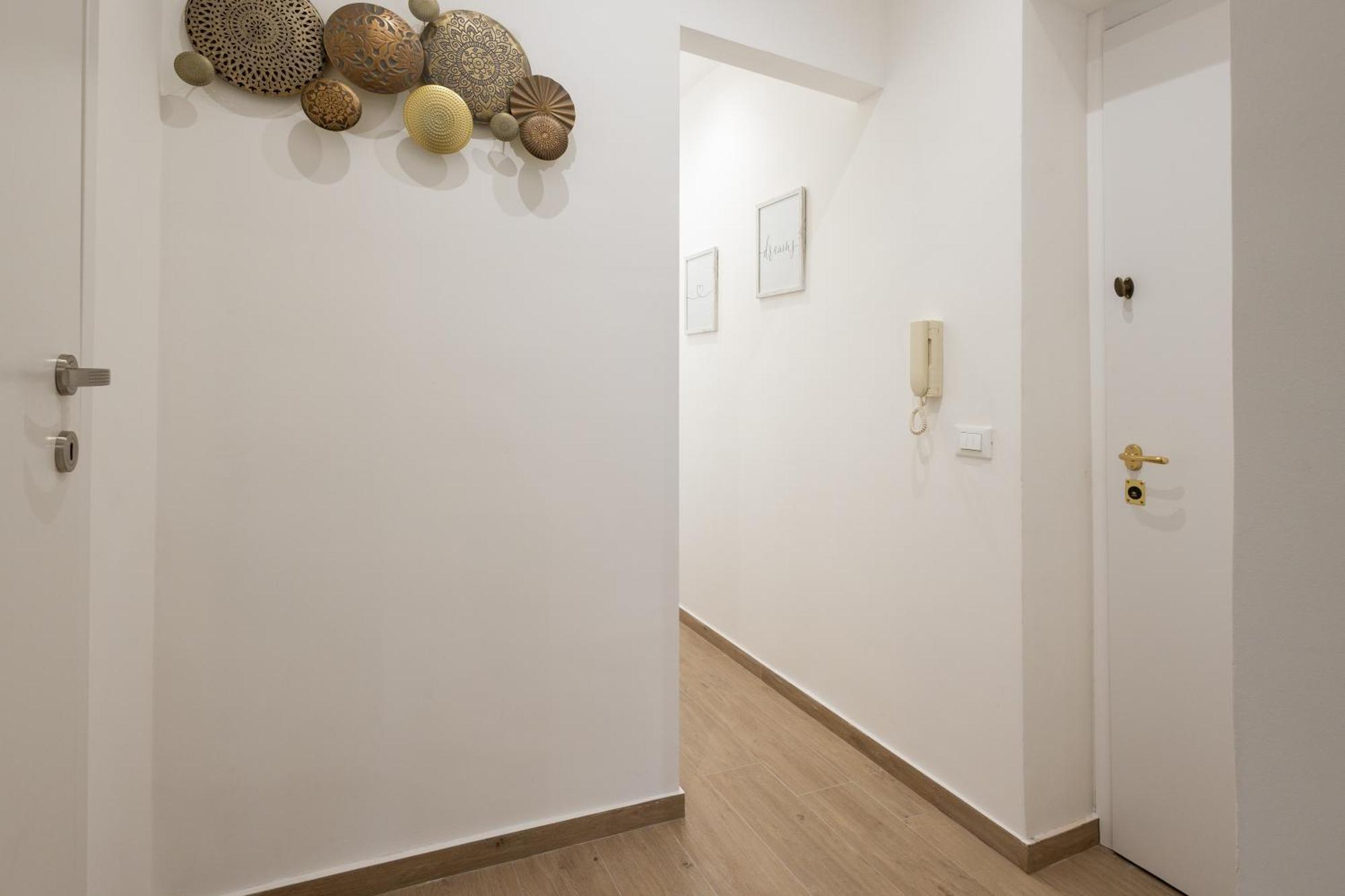Ludo Holiday House - Charming Con Patio A Due Passi Dalla Cattedrale 팔레르모 외부 사진